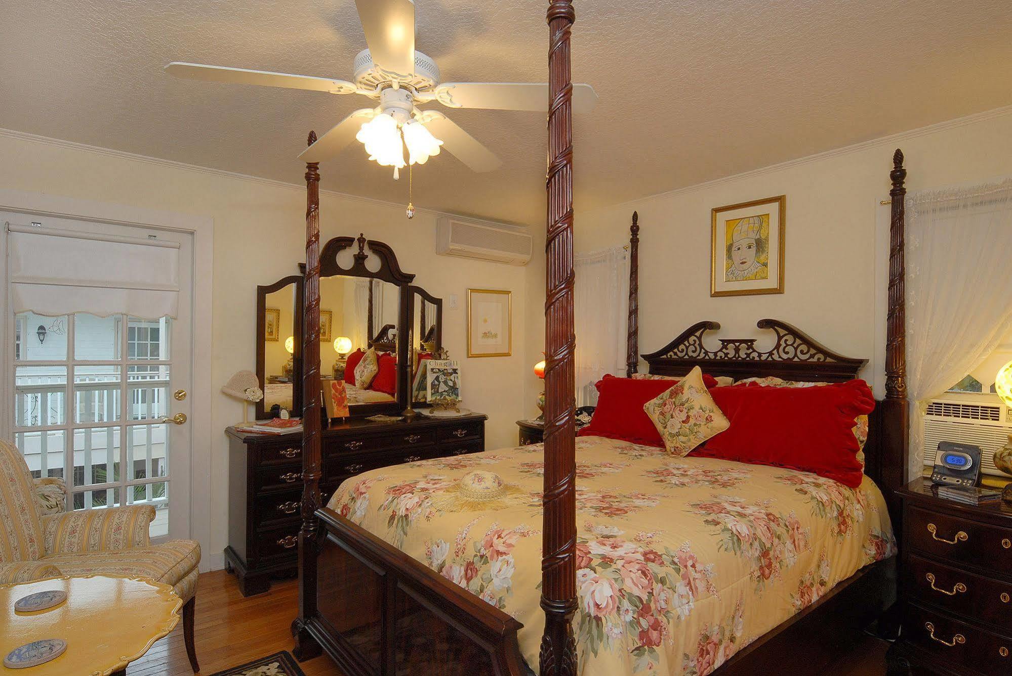 Sabal Palm House Bed And Breakfast Lake Worth Beach Buitenkant foto